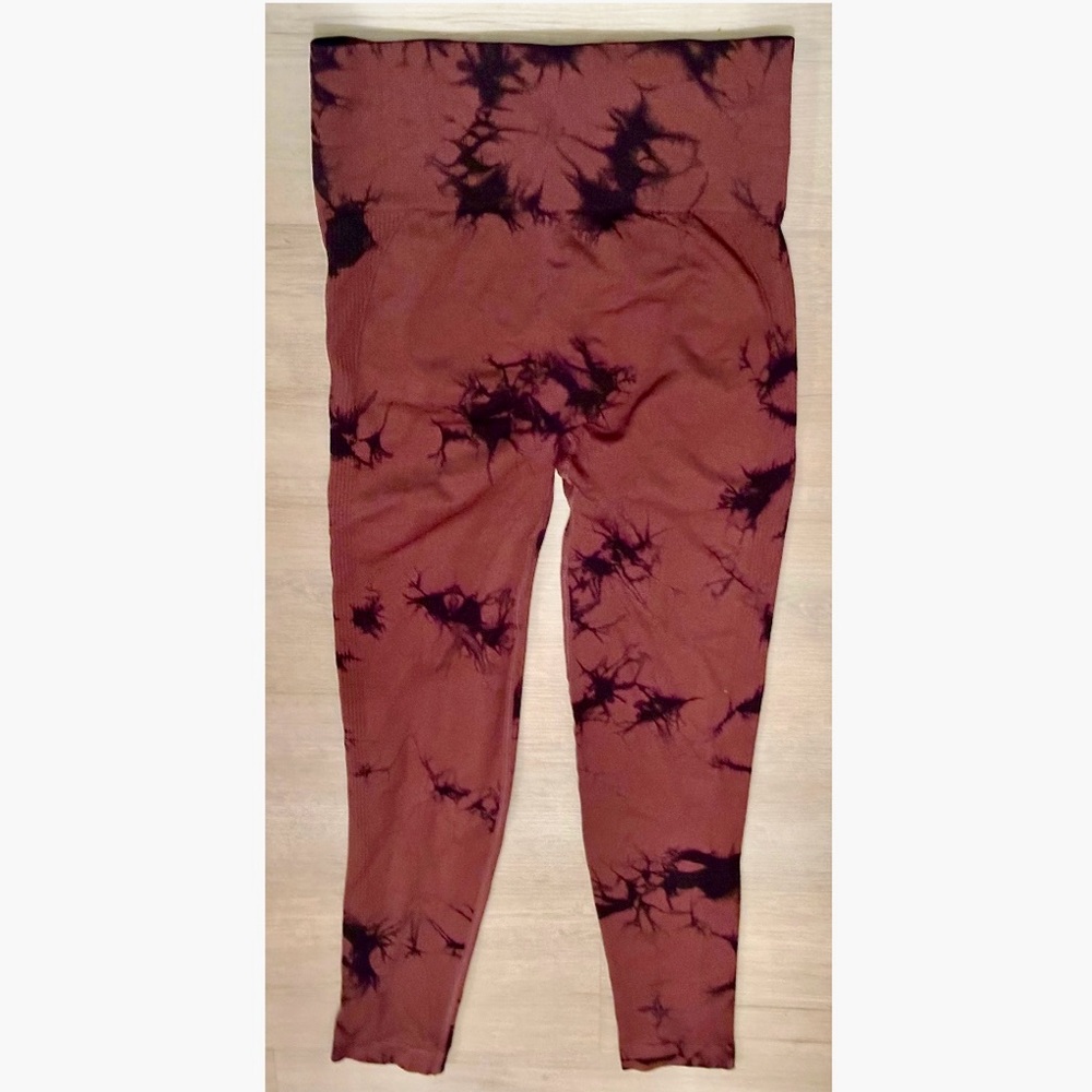 Tie-Dye Butt-Lifting Workout Leggings, Size M, Brown & Black Splatter, Trendy